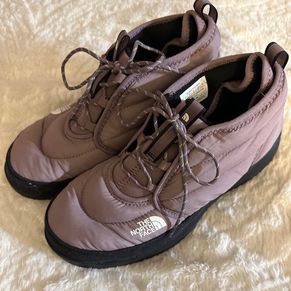 The North Face Women’s Chukka Boots Size 9